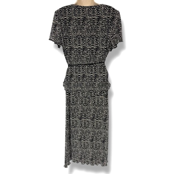 Dressbarn Black & Ivory Print Bodre Midi Dress w/ Tassel Tie Size 14 Spring‎ - Picture 4 of 6